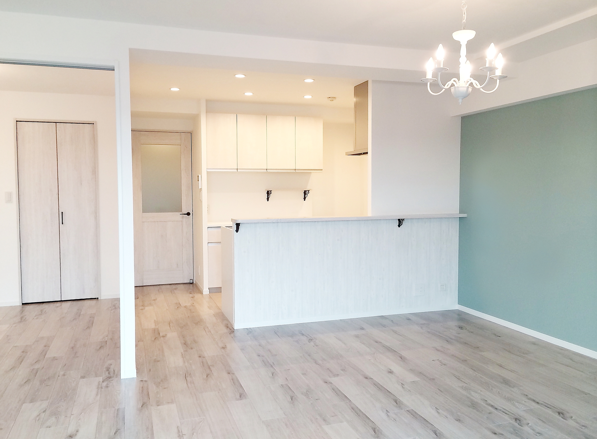 フレンチシックな部屋作りマンションフルリノベ